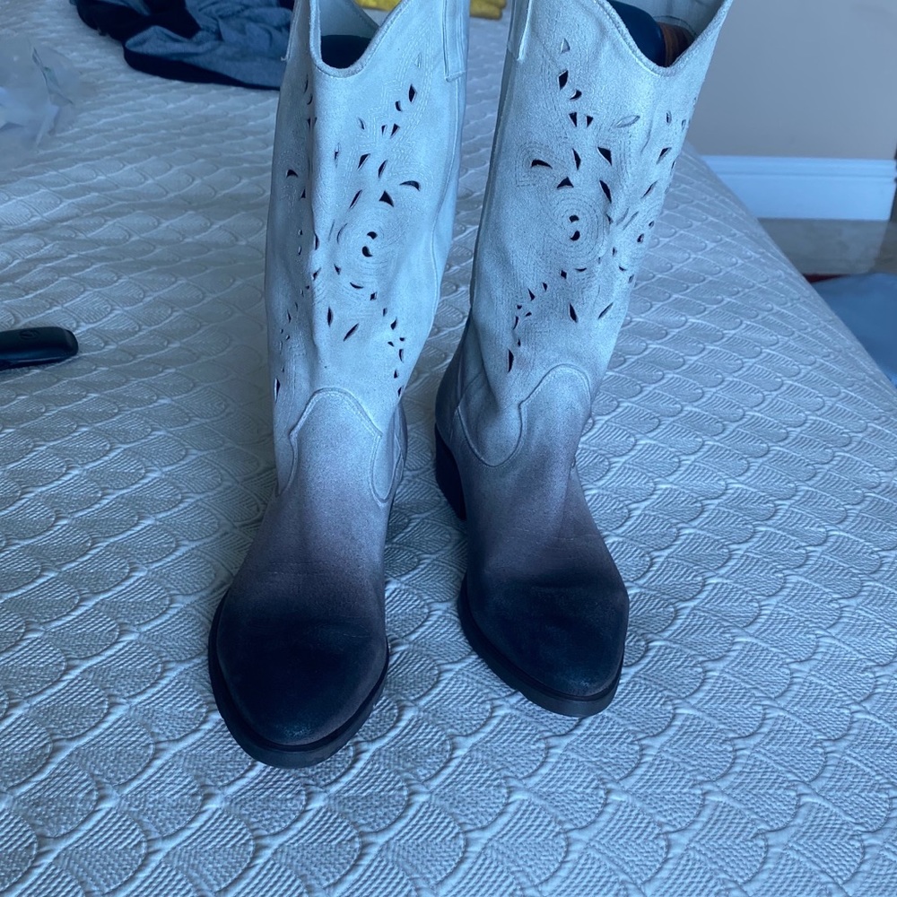 Suede cowboy Boots